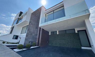 CASA EN RENTA PARQUE GRAN RESERVA LOMAS DE ANGELOPOLIS 3 RECAMARAS