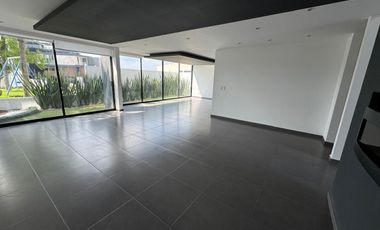 CASA EN RENTA PARQUE GRAN RESERVA LOMAS DE ANGELOPOLIS 3 RECAMARAS