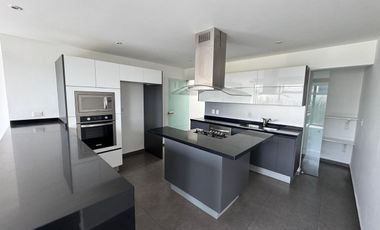 CASA EN RENTA PARQUE GRAN RESERVA LOMAS DE ANGELOPOLIS 3 RECAMARAS