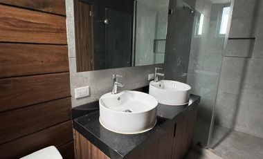 CASA EN RENTA PARQUE GRAN RESERVA LOMAS DE ANGELOPOLIS 3 RECAMARAS