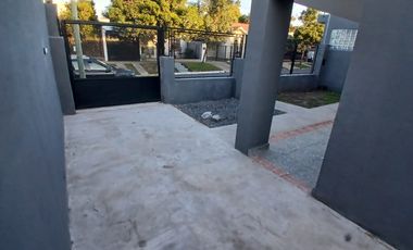 Venta Casa 3 ambientes Ituzaingo