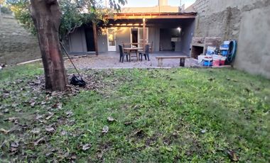 Venta Casa 3 ambientes Ituzaingo