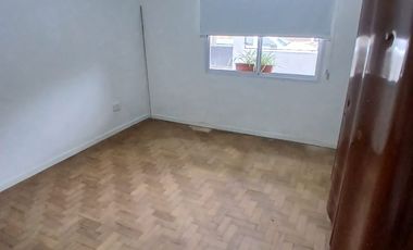 Venta Casa 3 ambientes Ituzaingo