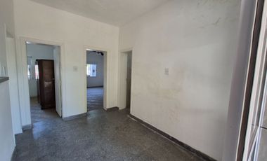 Venta Casa 3 ambientes Ituzaingo