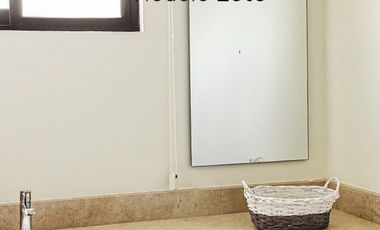 Casa nueva en venta dentro de terreno amplio al norte de Mérida