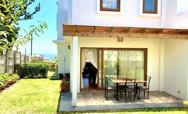 Broker 4d-3b-3estac-patio, firmando Promesa De Compra por UF12.000