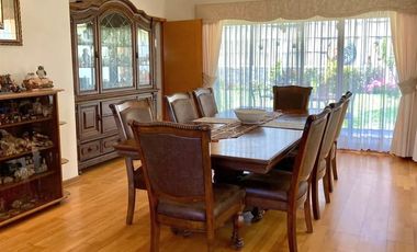 Broker 4d-3b-3estac-patio, firmando Promesa De Compra por UF12.000