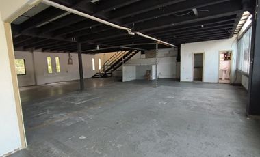 SE ARRIENDA BODEGA INDUSTRIAL