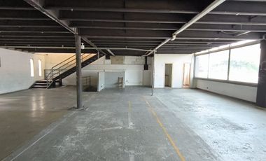 SE ARRIENDA BODEGA INDUSTRIAL