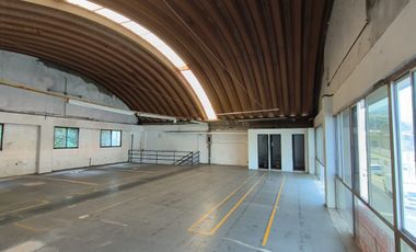 SE ARRIENDA BODEGA INDUSTRIAL