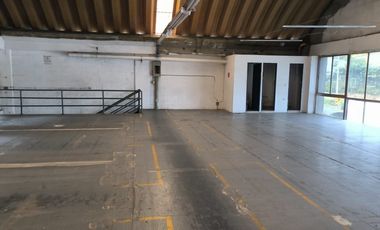 SE ARRIENDA BODEGA INDUSTRIAL