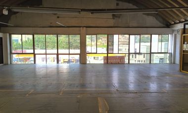 SE ARRIENDA BODEGA INDUSTRIAL