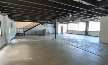 SE ARRIENDA BODEGA INDUSTRIAL