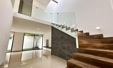 CASA EN VENTA EN QUERETARO / ZIBATA