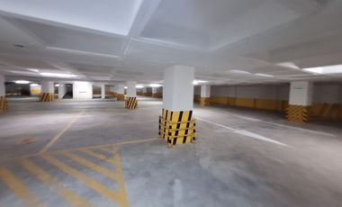 EDIFICIO EN RENTA SOBRE BERNARDO QUINTANA, QUERÉTARO