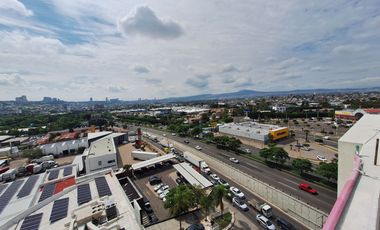 EDIFICIO EN RENTA SOBRE BERNARDO QUINTANA, QUERÉTARO