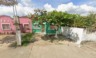 CASA DE RECUPERACIÓN BANCARIA EN CALLE SANTA MARTHA, FRACC. SANTA CRUZ, SOCONUSCO, VERACRUZ. ¡NO SE ACEPTAN CRÉDITOS!