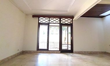 Dijual Cepat Rumah Di Bougenvile bougenville dekat pusat kuliner Antapani Bandung