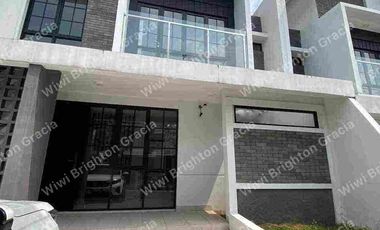 RUMAH DEKAT UNIKA MILES BSB CITY SEMARANG BARAT NGALIYAN