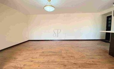 Departamento en renta. Cuenca .Sector Superstock