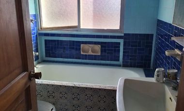 CASA EN AV. HENRIQUEZ- PRINCIPALMENTE EMPRESAS