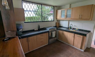 CASA DE VENTA 3 DORMITORIOS ARMENIA 2. VALLE DE LOS CHILLOS