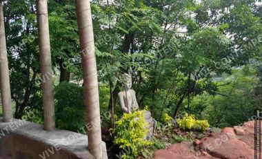 CASA SOLA CON ALBERCA EN YAUTEPEC