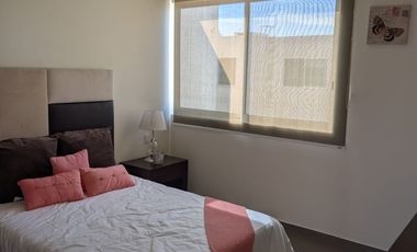 CASA EN VENTA CASA FUERTE 389 COTO BALUARTE