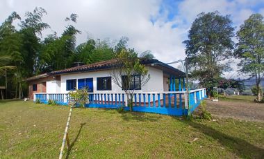 FINCA GANADERA LA CUMBRE