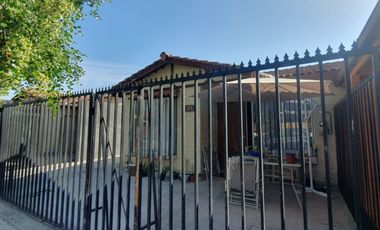 Casa En Venta En Quebrada El Sauce, Sto. Tomas III, Lampa