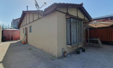 Casa En Venta En Quebrada El Sauce, Sto. Tomas III, Lampa