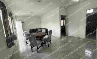 SE VENDE EDIFICIO DE 3 DEPARTAMENTOS AMPLIOS, AMUEBLADOS Y EQUIPADOS.UBICADO EN ZONA SUR POR AV. 135. CANCÚN, QUINTANA ROO.