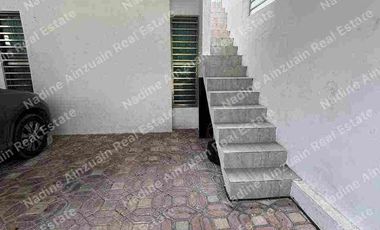 SE VENDE EDIFICIO DE 3 DEPARTAMENTOS AMPLIOS, AMUEBLADOS Y EQUIPADOS.UBICADO EN ZONA SUR POR AV. 135. CANCÚN, QUINTANA ROO.