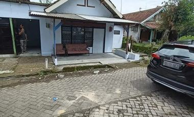 jual murah rumah + toko bagus untuk usaha di gondek Mojowarno Jombang
