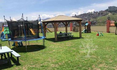 Preciosa Residencia en Venta en Rinconada San Mateo.