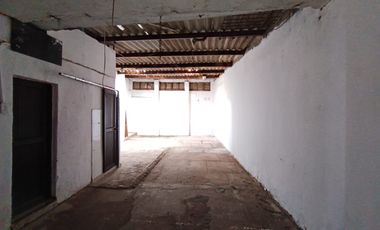 Loca para empresas , bodega y oficinas – Centro de Santa Marta  3 Pisos | Excelente Ubicación | Ideal para Negocio e Inversión