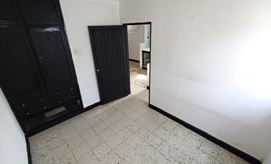 Loca para empresas , bodega y oficinas – Centro de Santa Marta  3 Pisos | Excelente Ubicación | Ideal para Negocio e Inversión