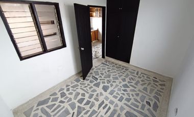 Loca para empresas , bodega y oficinas – Centro de Santa Marta  3 Pisos | Excelente Ubicación | Ideal para Negocio e Inversión