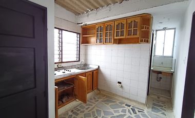 Loca para empresas , bodega y oficinas – Centro de Santa Marta  3 Pisos | Excelente Ubicación | Ideal para Negocio e Inversión