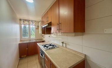 Departamento en Arriendo con Estacionamiento y Bodega, Excelente Ubicación