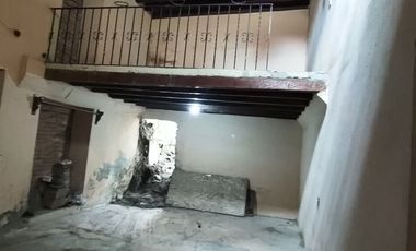VENDO CASA VIEJA CENTRICA, BARATA, EN EL CENTRO DE SAN MIGUEL DE ALLENDE, CON VISTAS ESPECTACULARES A LAS IGLESIAS DEL CENTRO DE LA CIUDAD