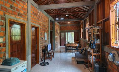 Dijual Villa Tengah Kota Kendari Tanah Luas dan Lingkungan Sudah Terbentuk