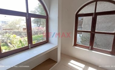 Se Alquila Casa En Residencial La Angostura - Ideal Para Vivienda U Oficina