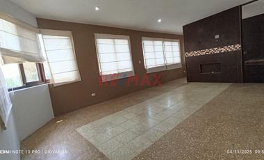 Se Alquila Casa En Residencial La Angostura - Ideal Para Vivienda U Oficina