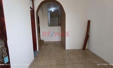 Se Alquila Casa En Residencial La Angostura - Ideal Para Vivienda U Oficina