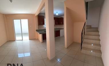 Casa en venta Durán City Urb. Bromelia - 2 plantas