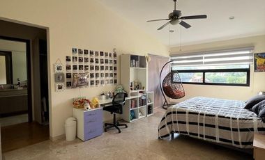 Casa en venta de 4 recámaras en El molino Condominio 15