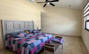 Casa en venta de 4 recámaras en El molino Condominio 15