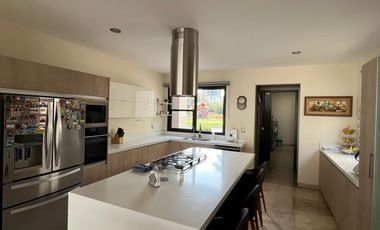 Casa en venta de 4 recámaras en El molino Condominio 15