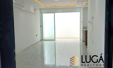 Casa nueva semi amoblada en renta en urbanización privada con piscina, Av. Circunvalación Manta, Ecuador